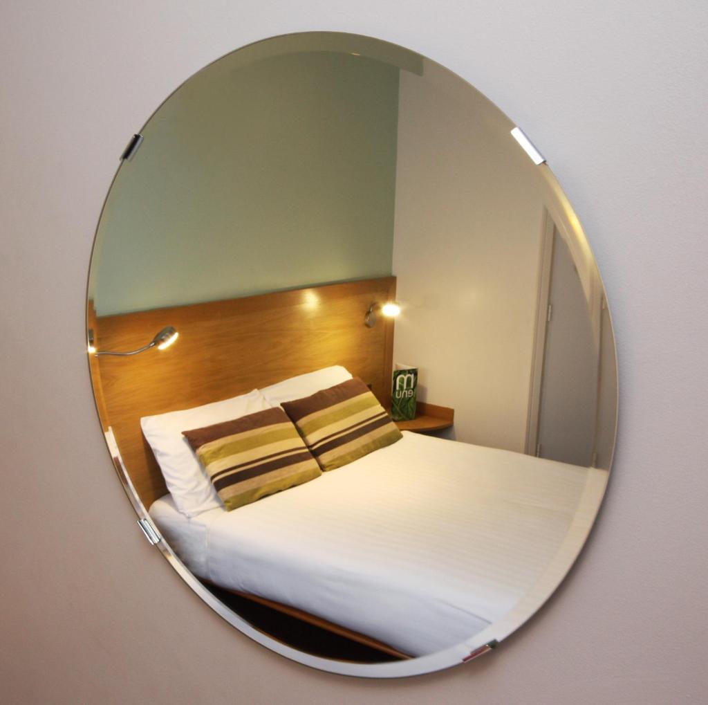 Dolby Hotel Liverpool - Tap to explore photos