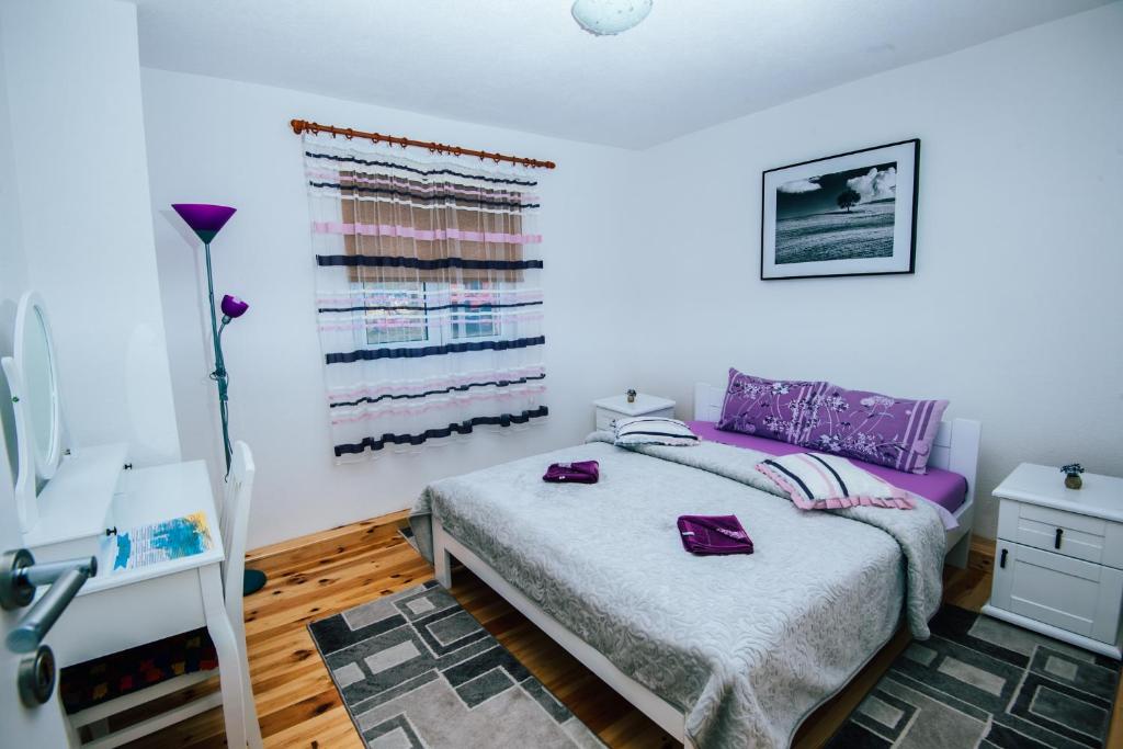 Lux Apartment photo 1