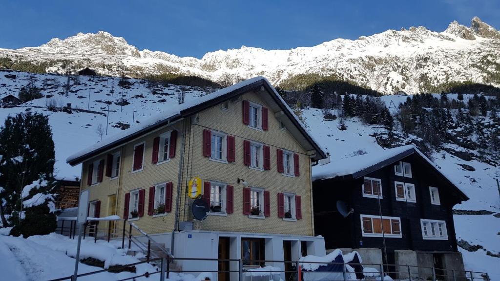 Gästehaus Alpenglühn photo 1
