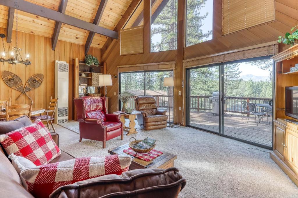 Tallac Views Getaway photo 2