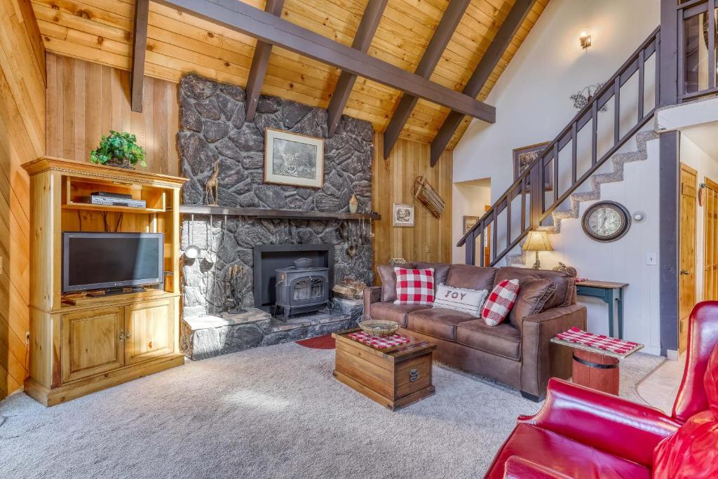 Tallac Views Getaway photo 3