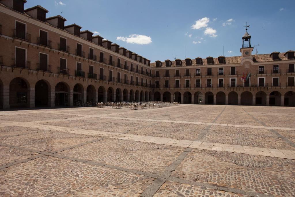 Трехместный (Трехместный номер), Hotel Plaza Mayor