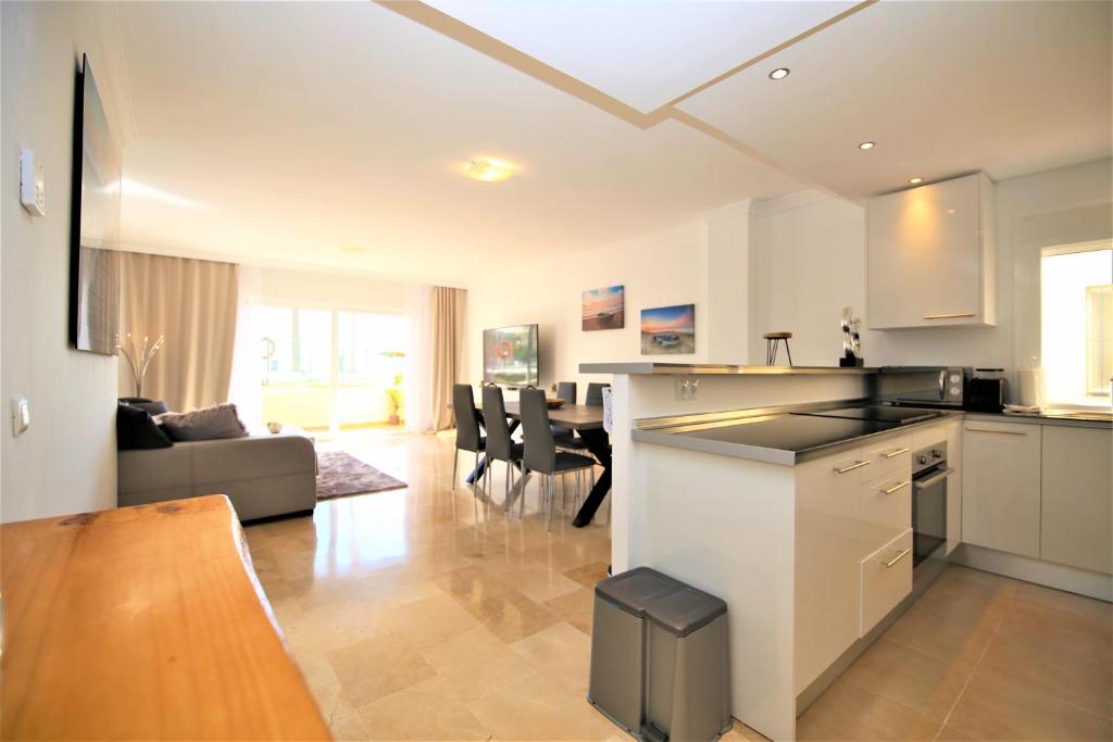 Апартаменты (Апартаменты с 2 спальнями), Apartment MARY