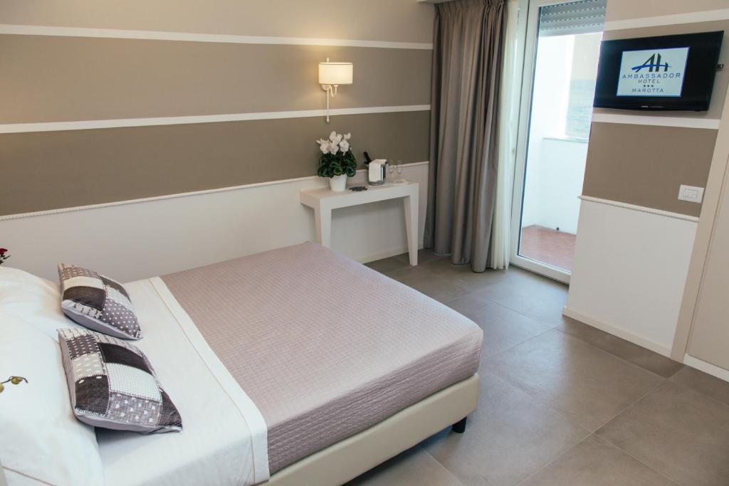 Hotel Ambassador photo 3