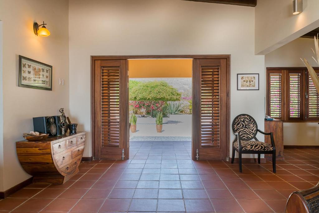 Pelican Villa photo 4
