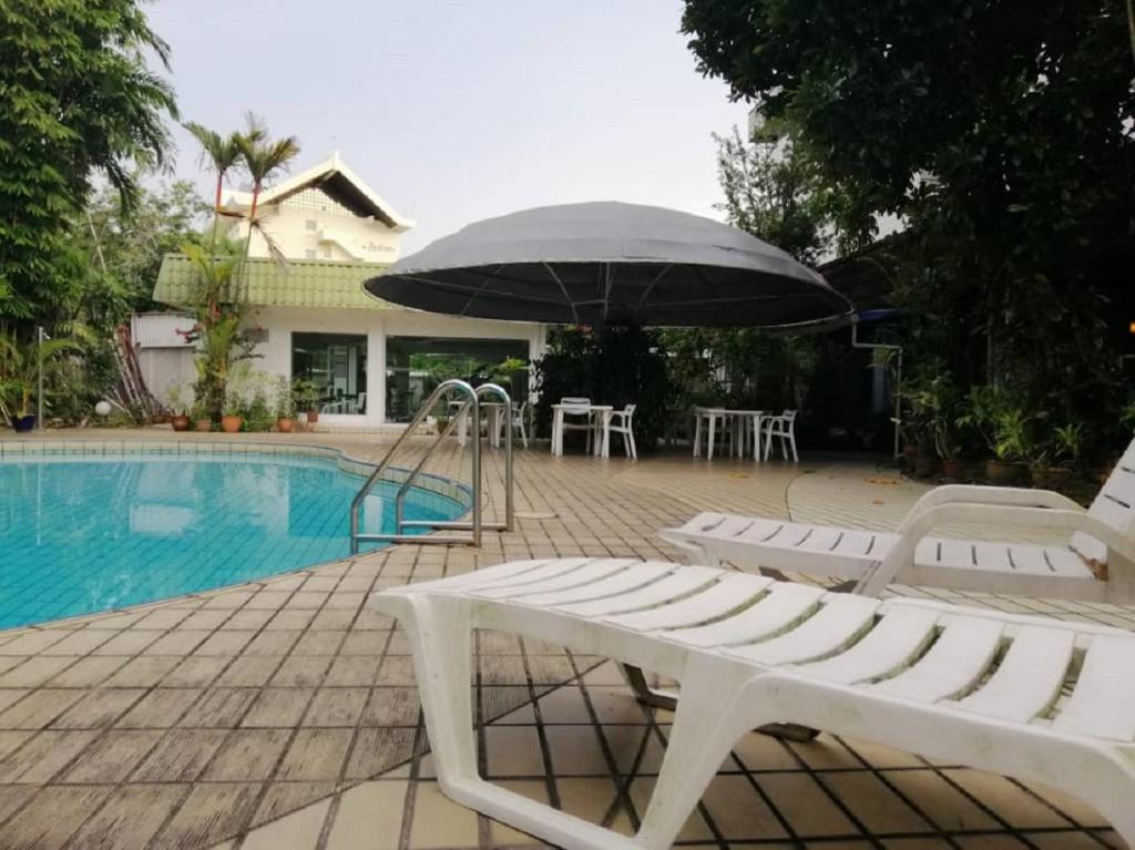 Terrace Hotel photo 3