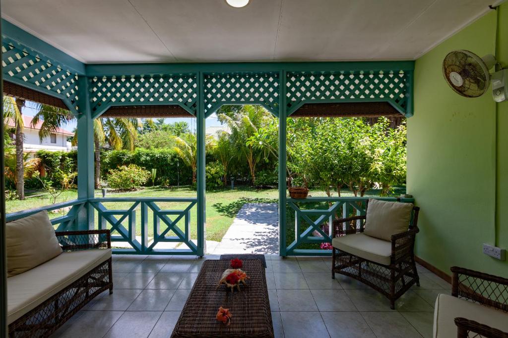 Номер (Шале с 3 спальнями), Kot Babi