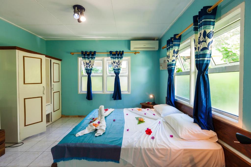 Номер (Шале с 3 спальнями), Kot Babi