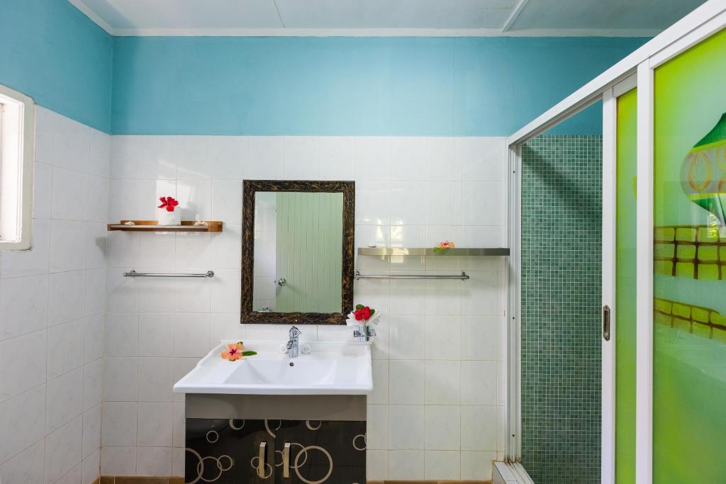 Номер (Шале с 3 спальнями), Kot Babi