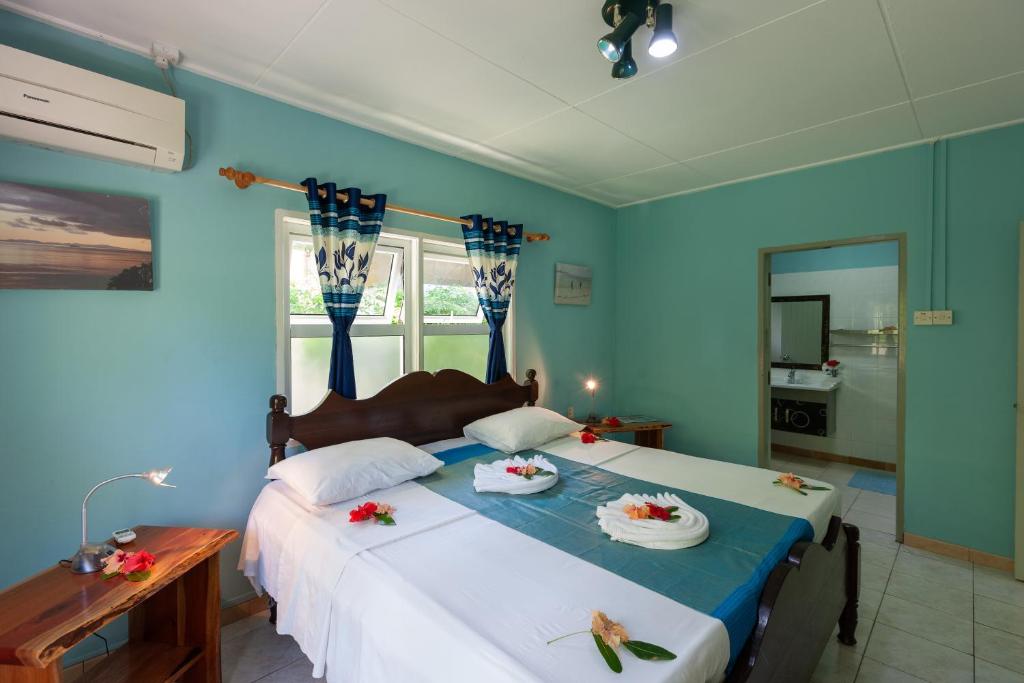 Номер (Шале с 3 спальнями), Kot Babi