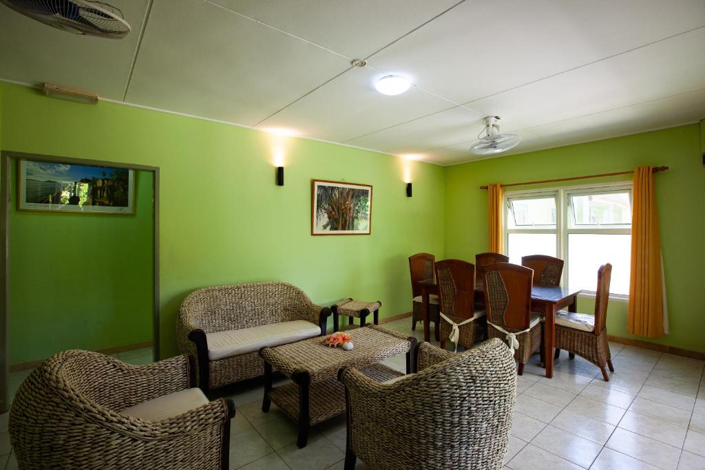 Номер (Шале с 3 спальнями), Kot Babi