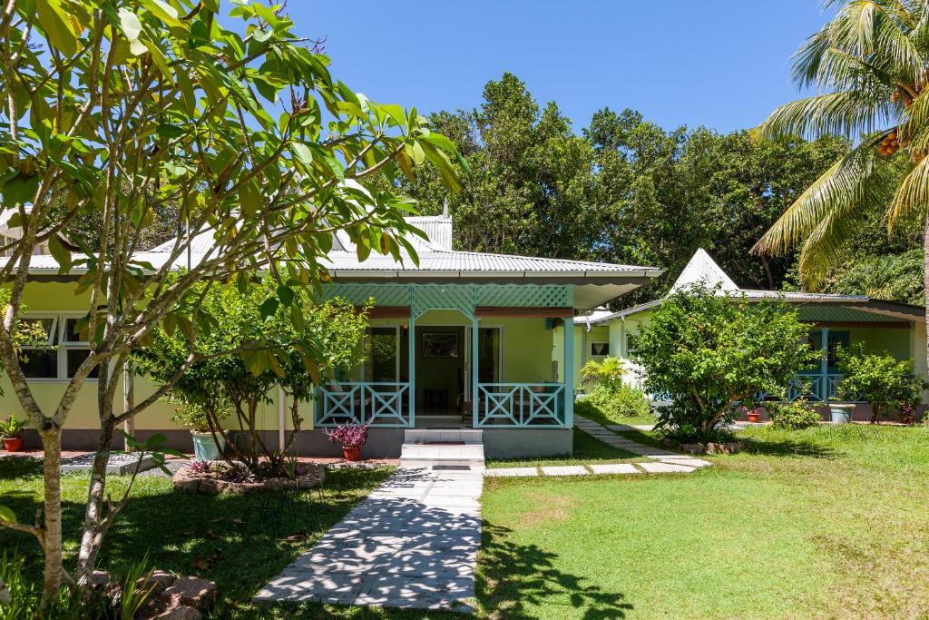 Номер (Шале с 3 спальнями), Kot Babi