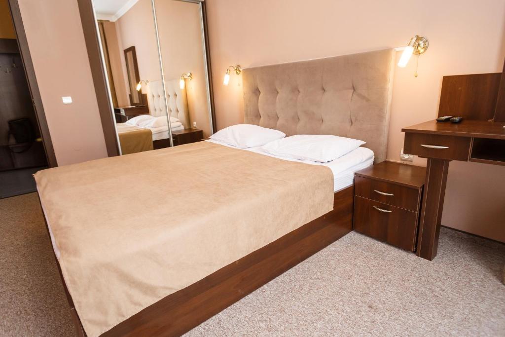 Hotel 18 photo 3