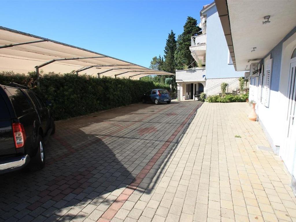 Apartment Blue Pearl Apartments 6 by Interhome photo 3