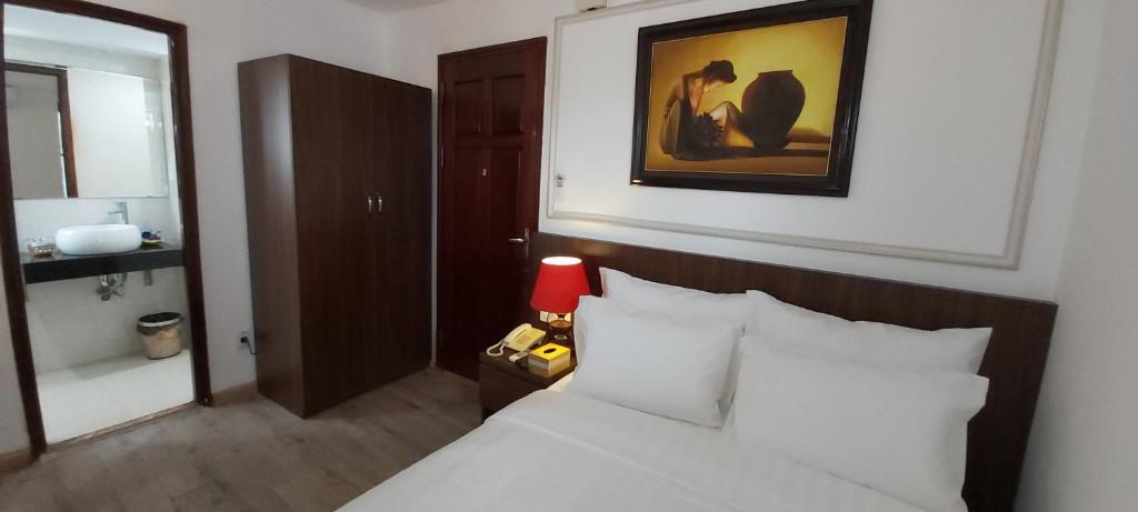 Hanoi 3B Hotel