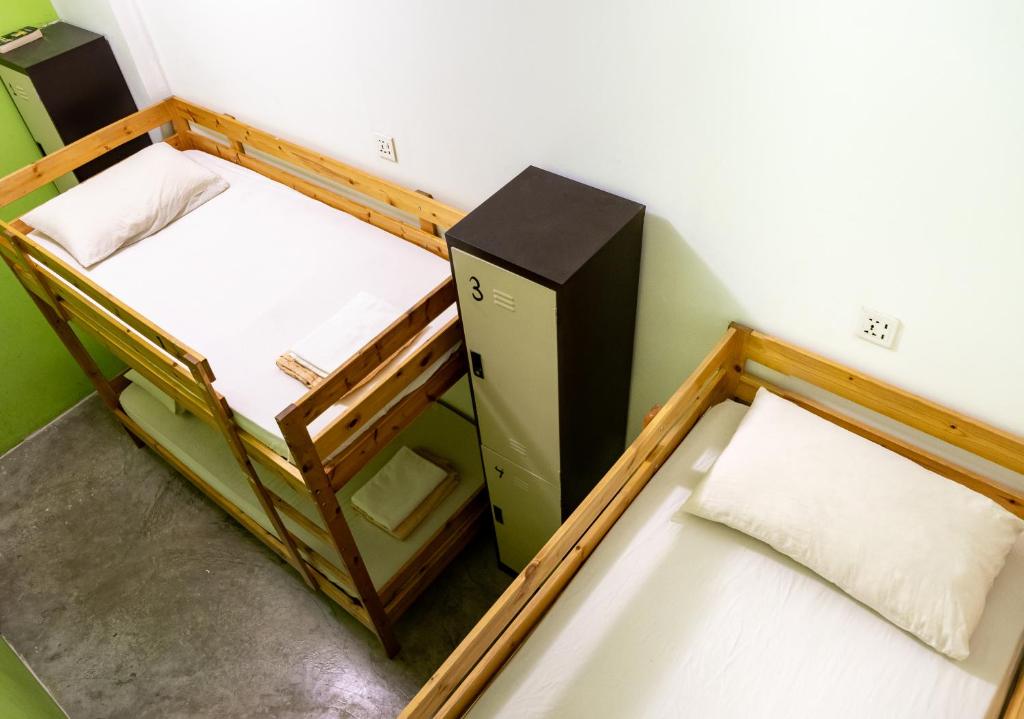 Четырехместный (Четырехместный номер), PODs The Backpackers Home & Cafe, Kuala Lumpur
