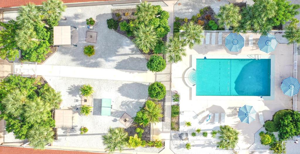Island Sun Inn & Suites - Venice, Florida Historic Downtown & Beach Getaway photo 3