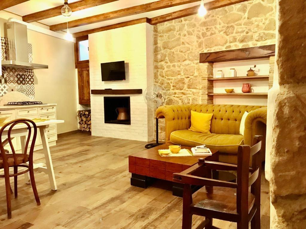 MODERN ELEGANCE SUITE B&B photo 4