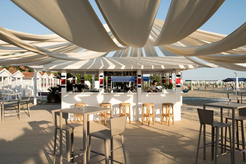 Augustus Hotel & Resort photo 2