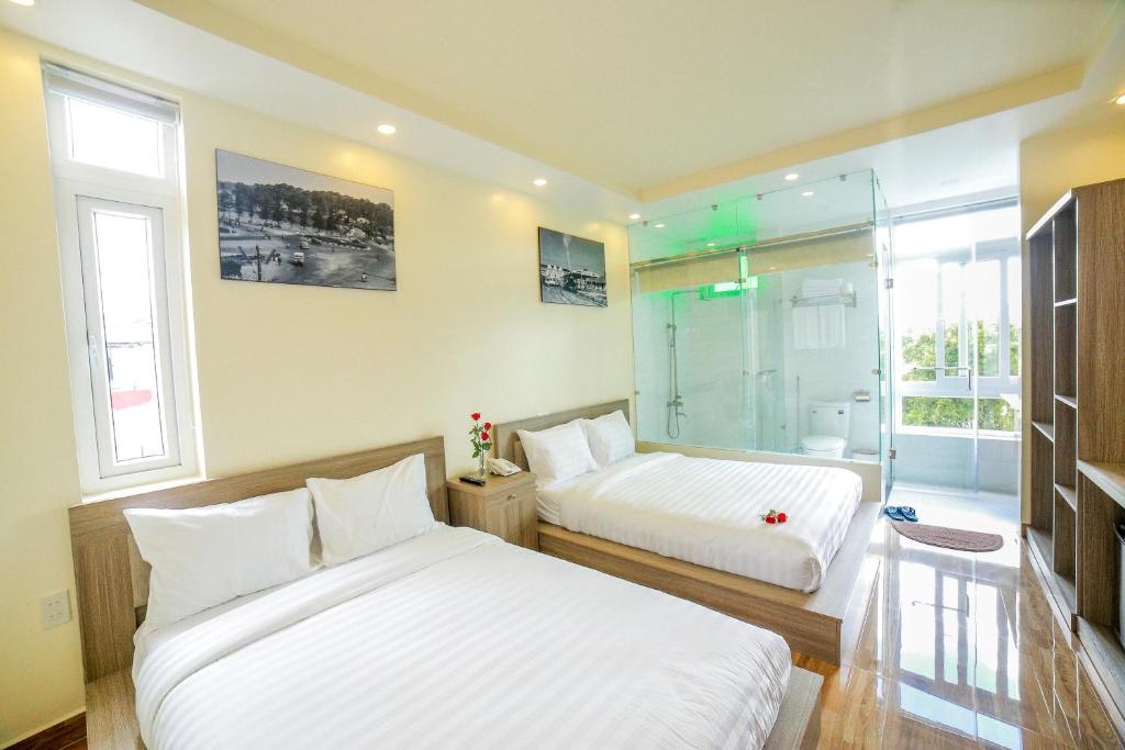 Nhật Nguyên Hotel