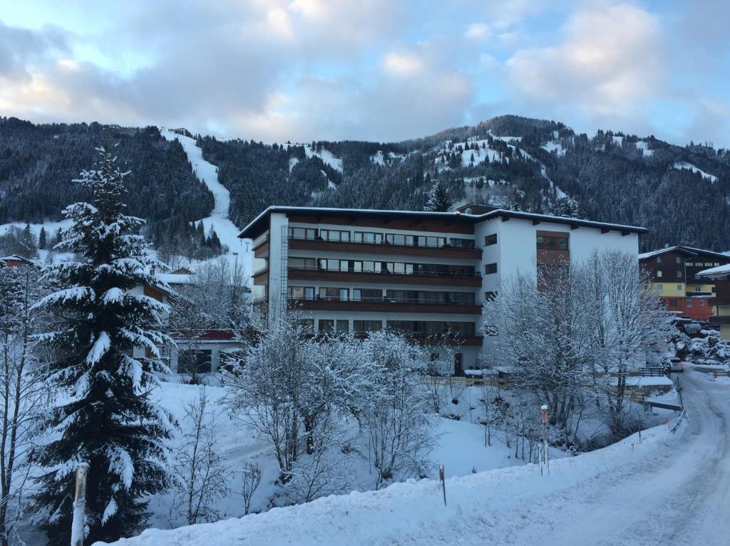 Sonnenalp Mountainview photo 1