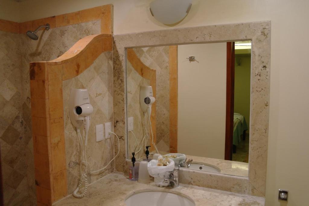 Двухместный (Двухместный номер с 2 двуспальными кроватями), Hotel Real Del Mayab