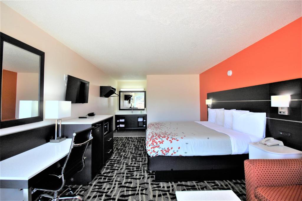 Travel Inn image