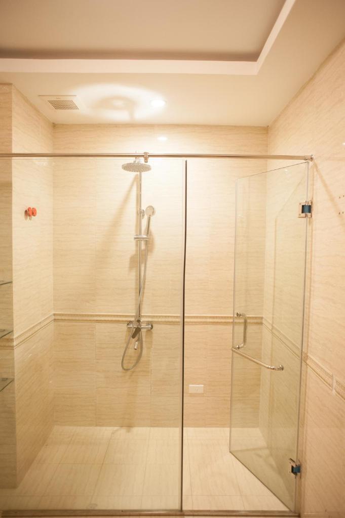 Сьюит (VIP-люкс), Mely Hotel