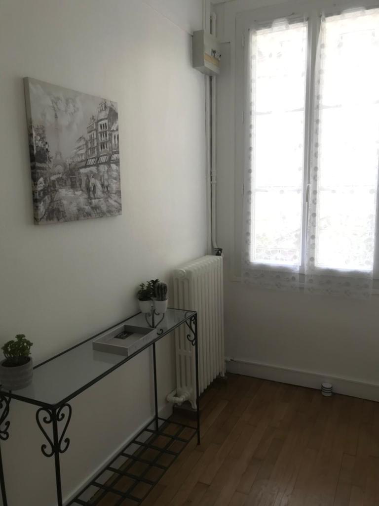 Très bel appartement de style ancien avec sa terrasse en bois en coeur de ville photo 2
