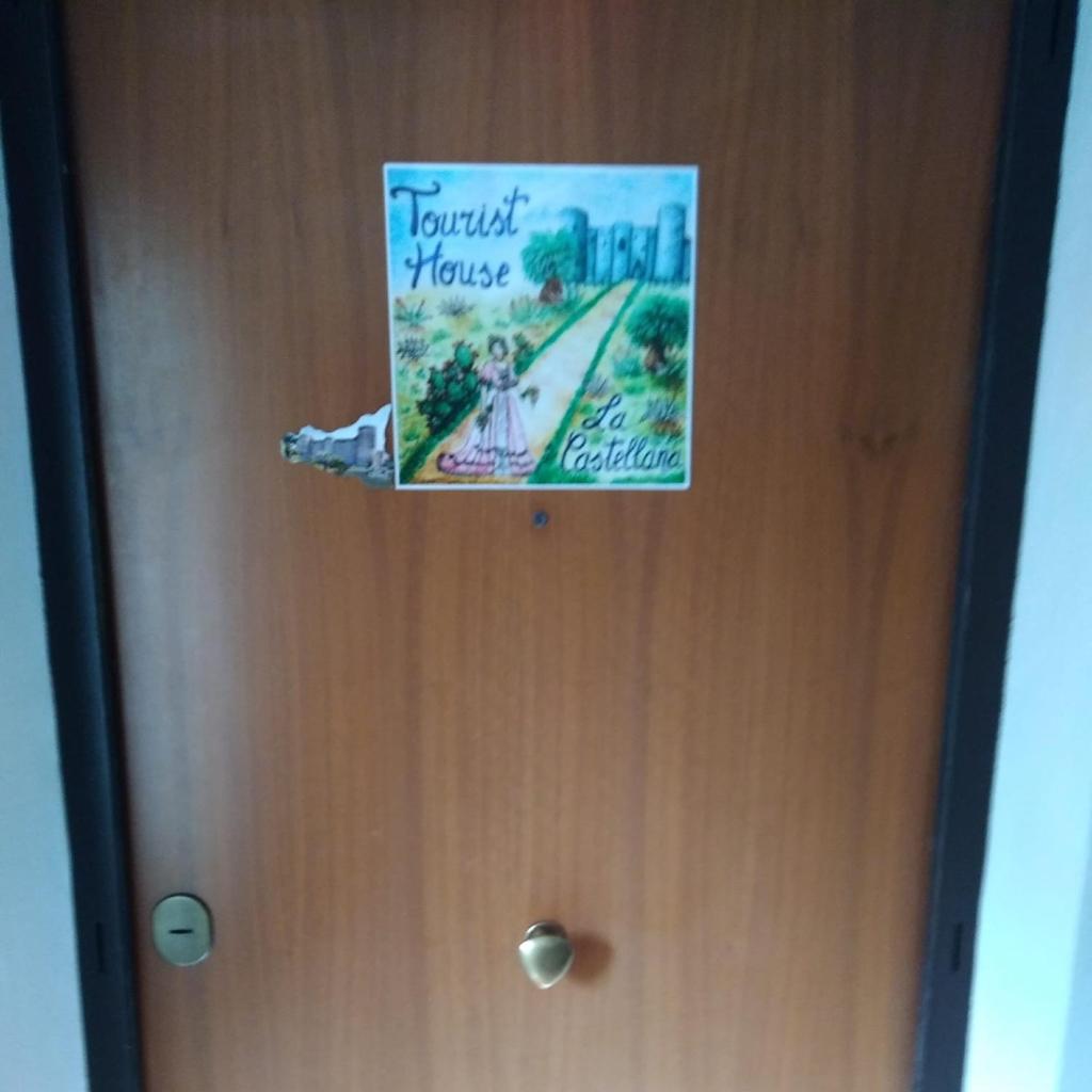 Tourist House La Castellana photo 1