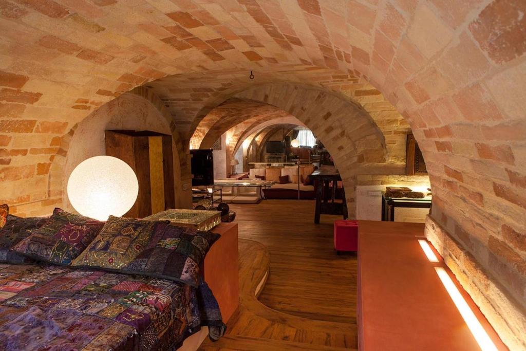 MarcheAmore - Bottega di Giacomino for art lovers, with private courtyard photo 3