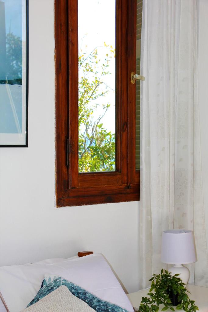 Sea view apartment in Amarynthos -Evia photo 3