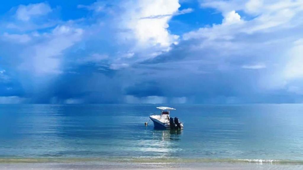 Seashell Beach Villa photo 1