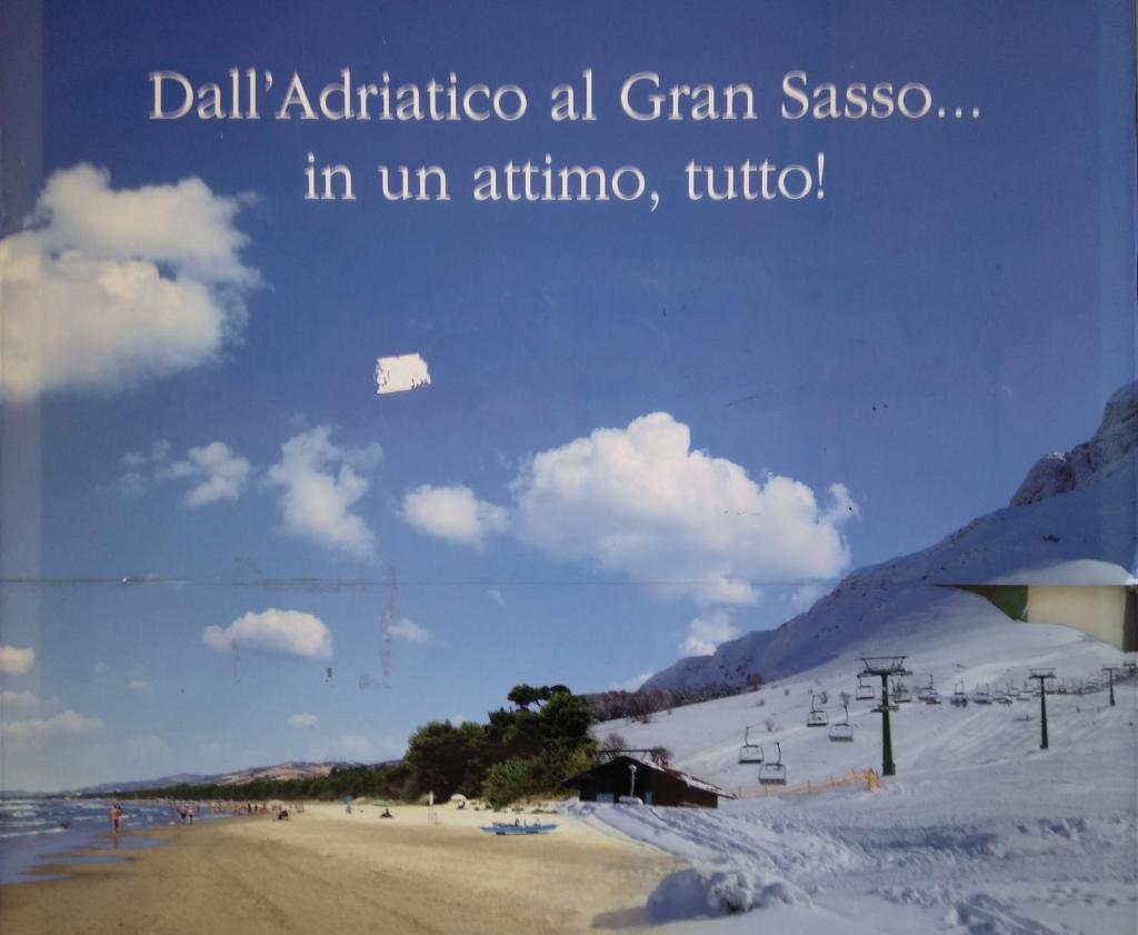 Abruzzo - Teramo tra Mare e Monti con piscina photo 4