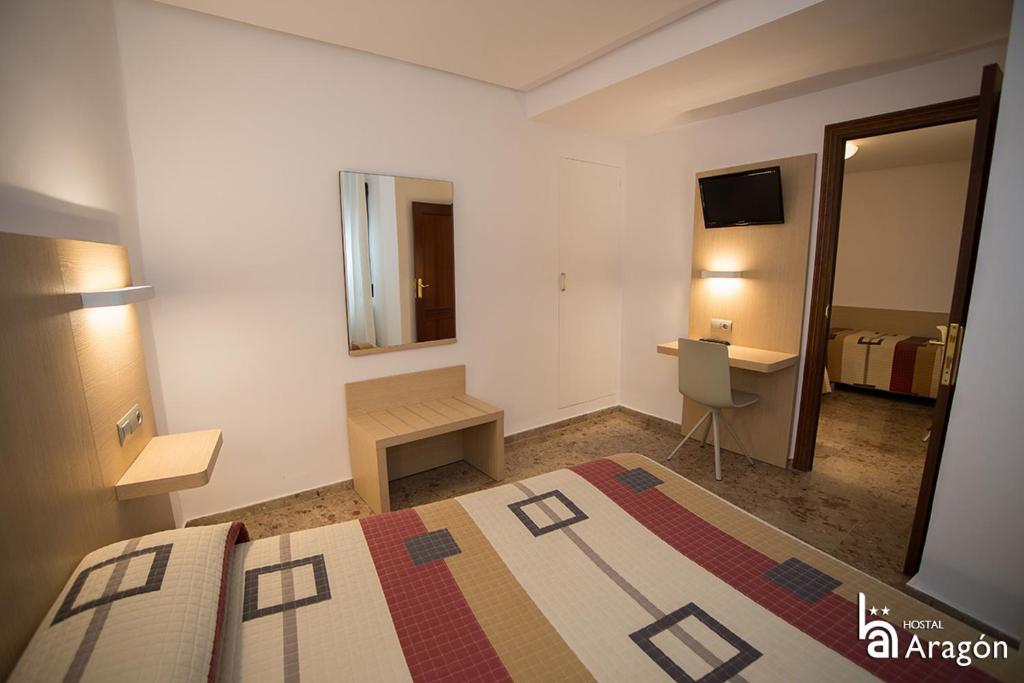 Hostal Aragón photo 3