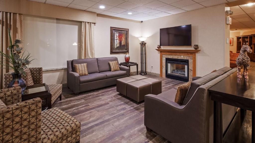 Best Western Crossroads of the Bluffs photo 4