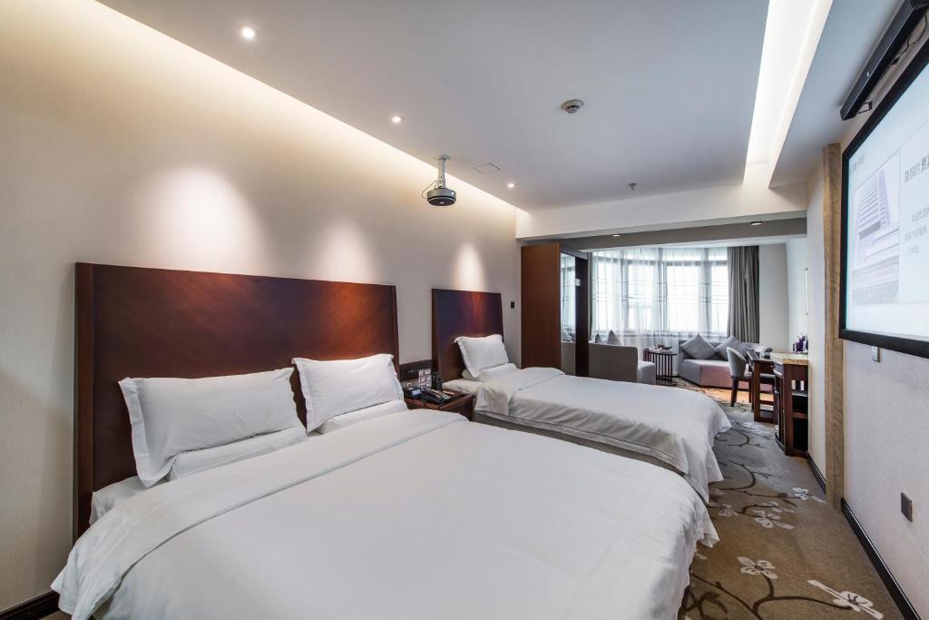 Sun Moon Lake Hotel Dalian photo 2