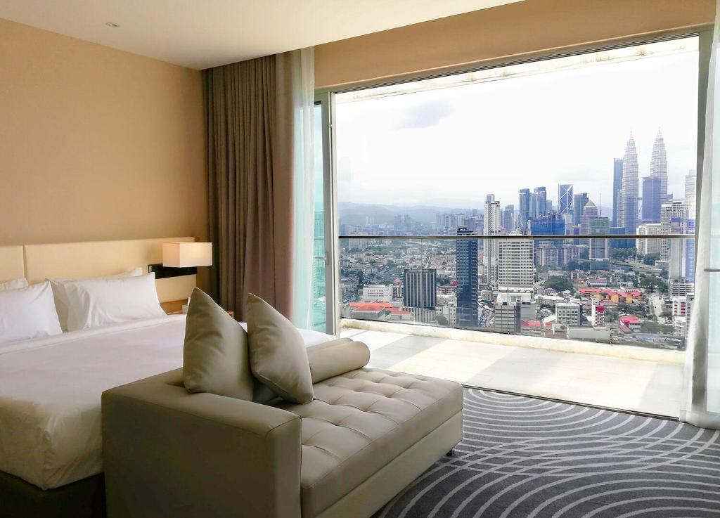 Двухместный (Представительский номер с видом на городской пейзаж), Upper View Regalia Hotel Kuala Lumpur