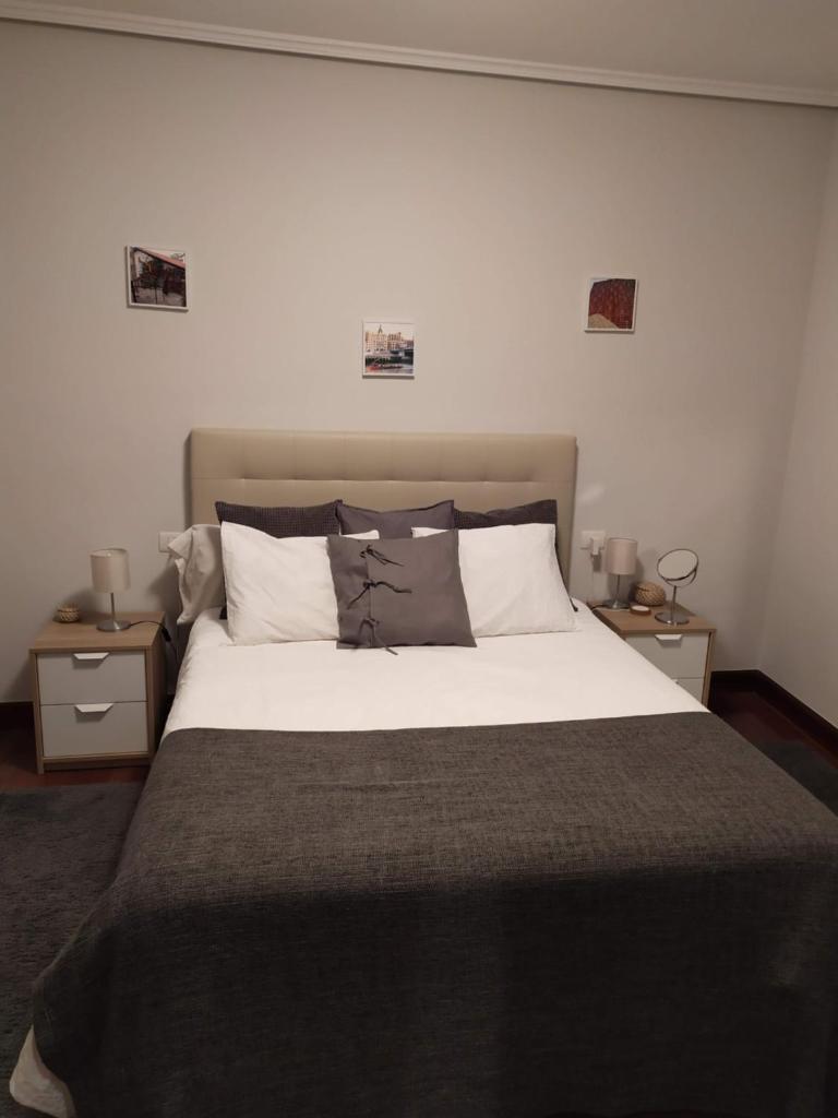 Bilbao Center Apt PARKING photo 3