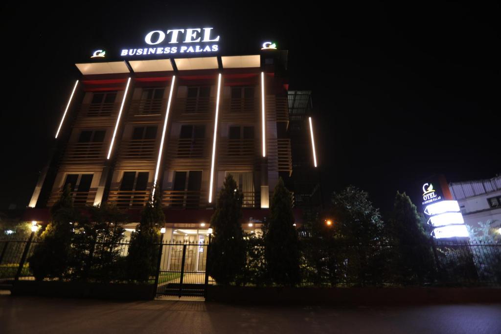 Business Palas Otel photo 3