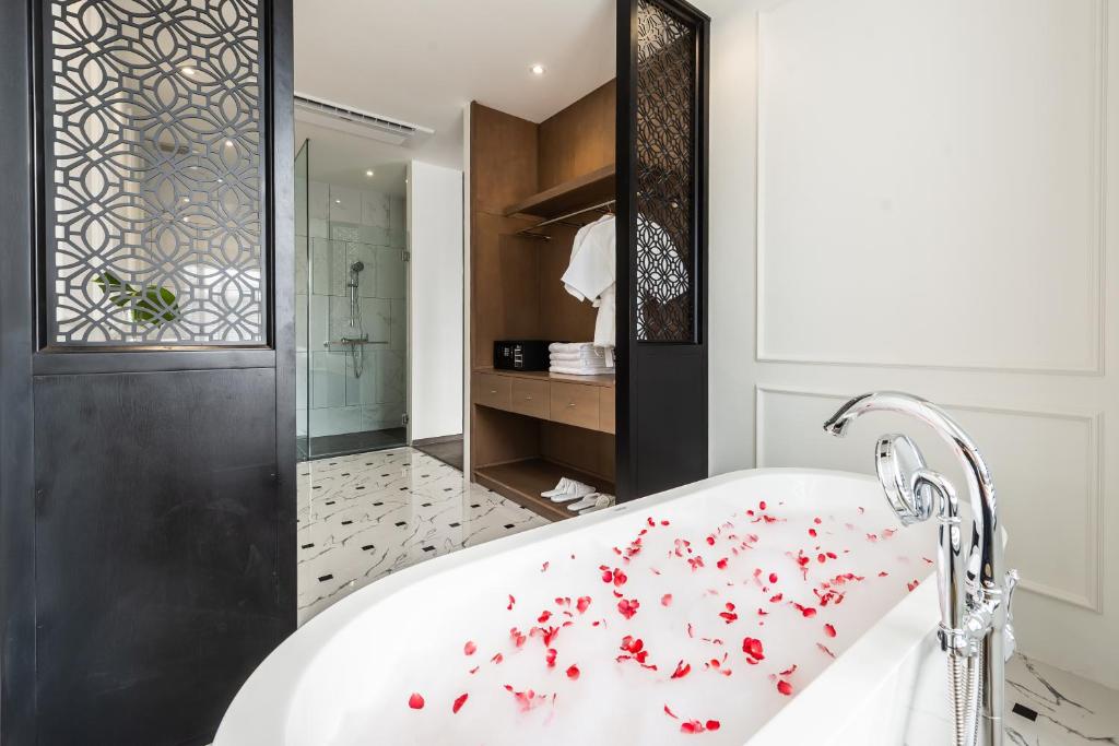 Сьюит (Люкс для новобрачных), One Patio Hotel Pattaya