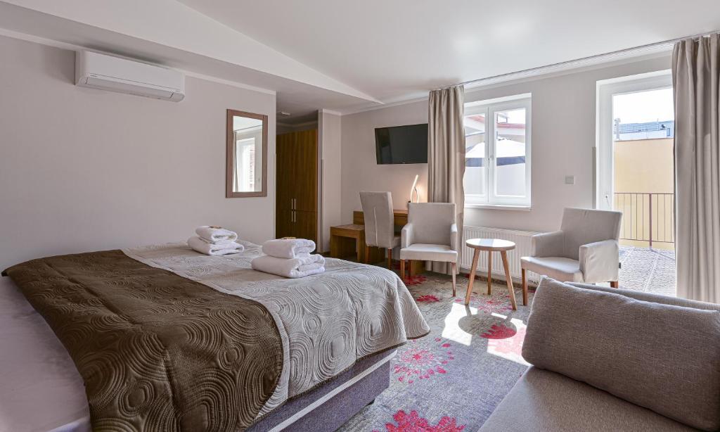 Семейный (Семейный номер с террасой), Hotel Prague Star