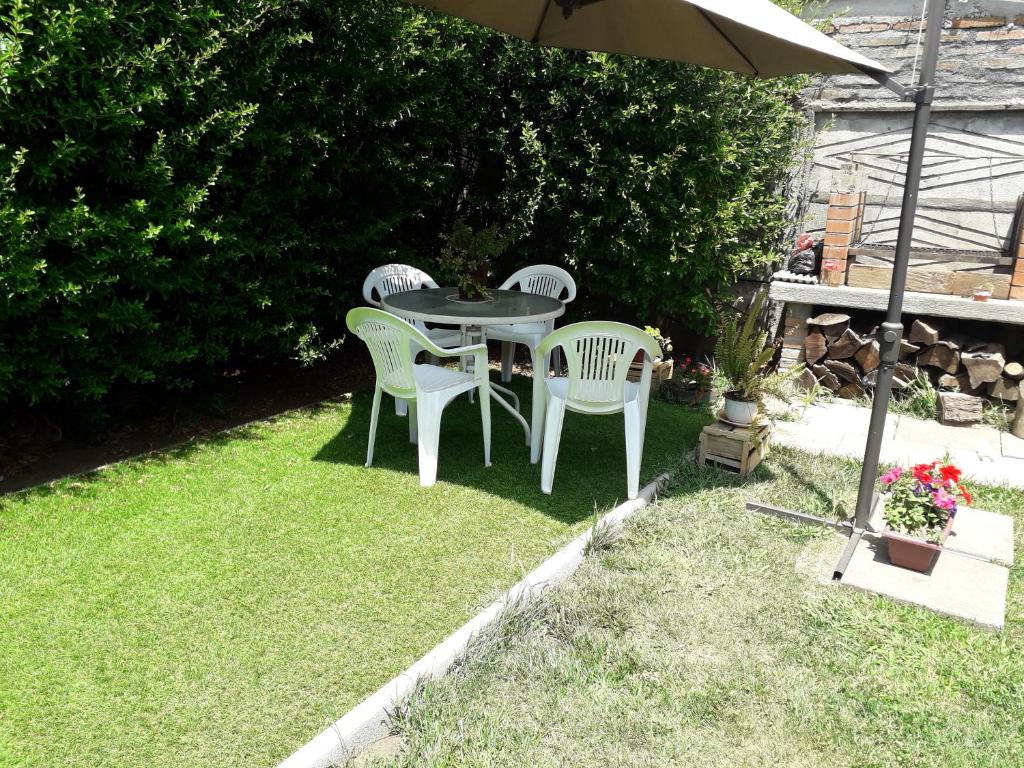 hostal girasoles, empresas,facturas photo 4
