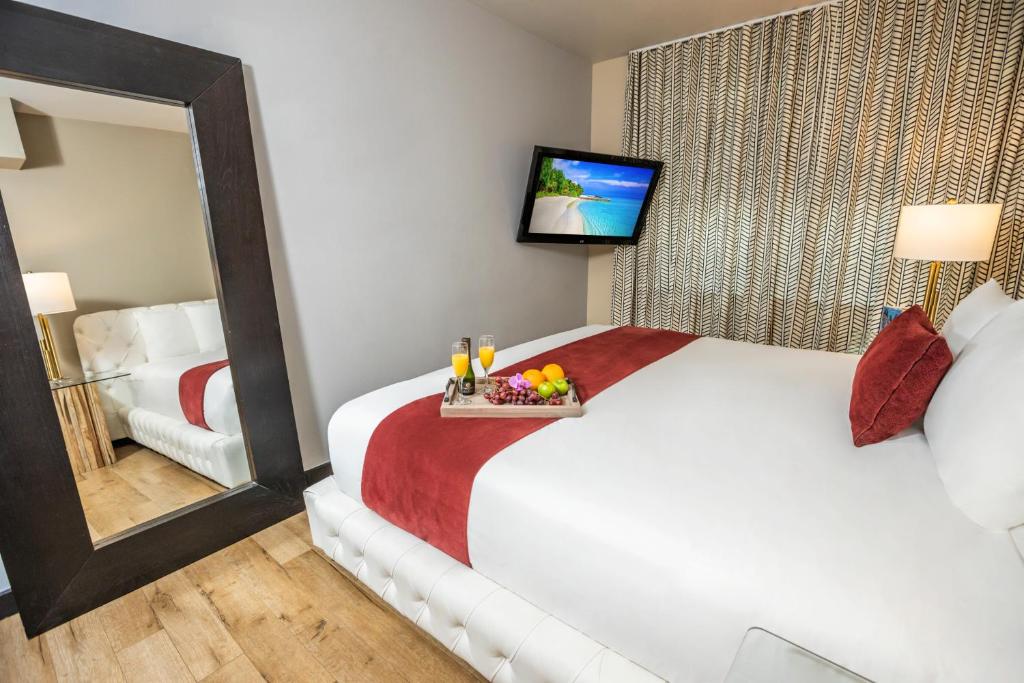 Сьюит (Люкс с 2 спальнями), Metropole Suites South Beach