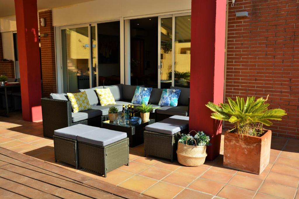 Villa Sitges Maria Sunny Oriented SW AC Confortable High Quality 5 star guest coments photo 4