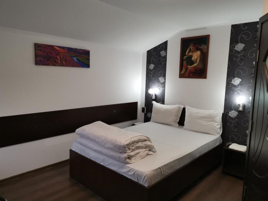 Двухместный (Номер с кроватью размера «king-size»), Joe Hostel