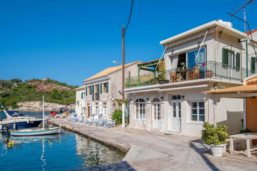 Loggos Panoramic Views Electra by Konnect photo 3
