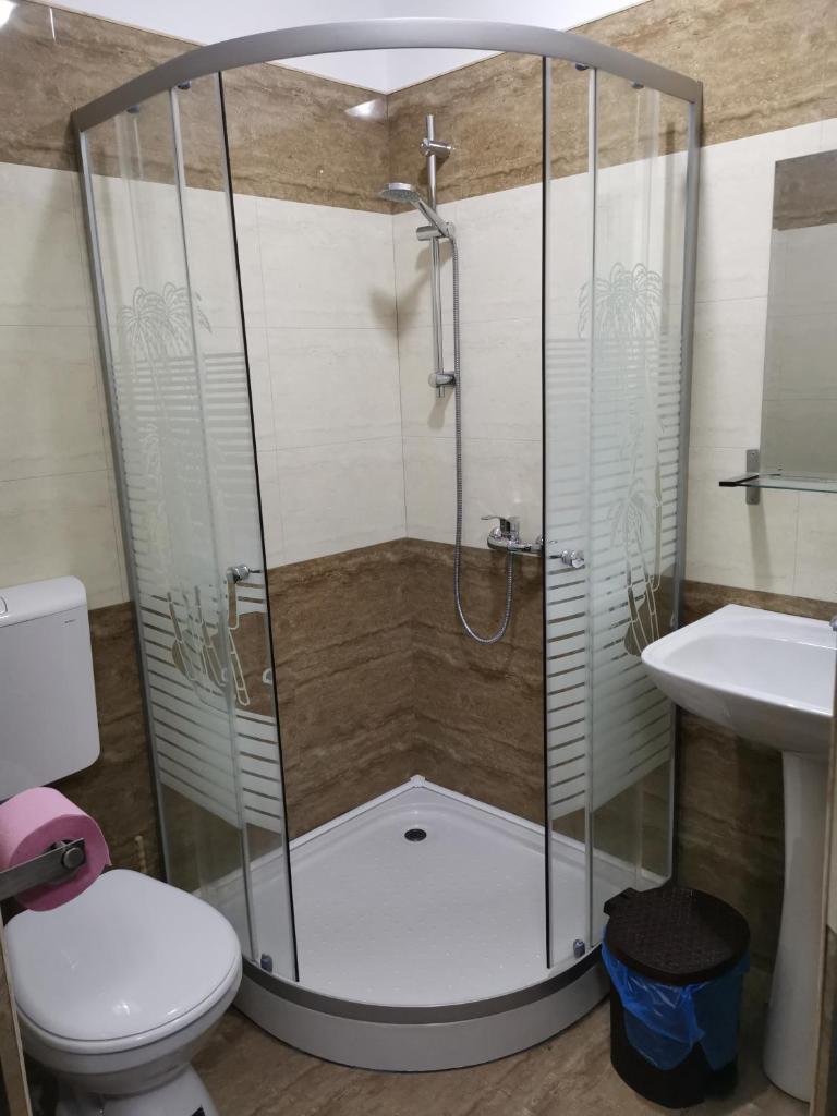 Трехместный (Трехместный номер с собственной ванной комнатой), Joe Hostel