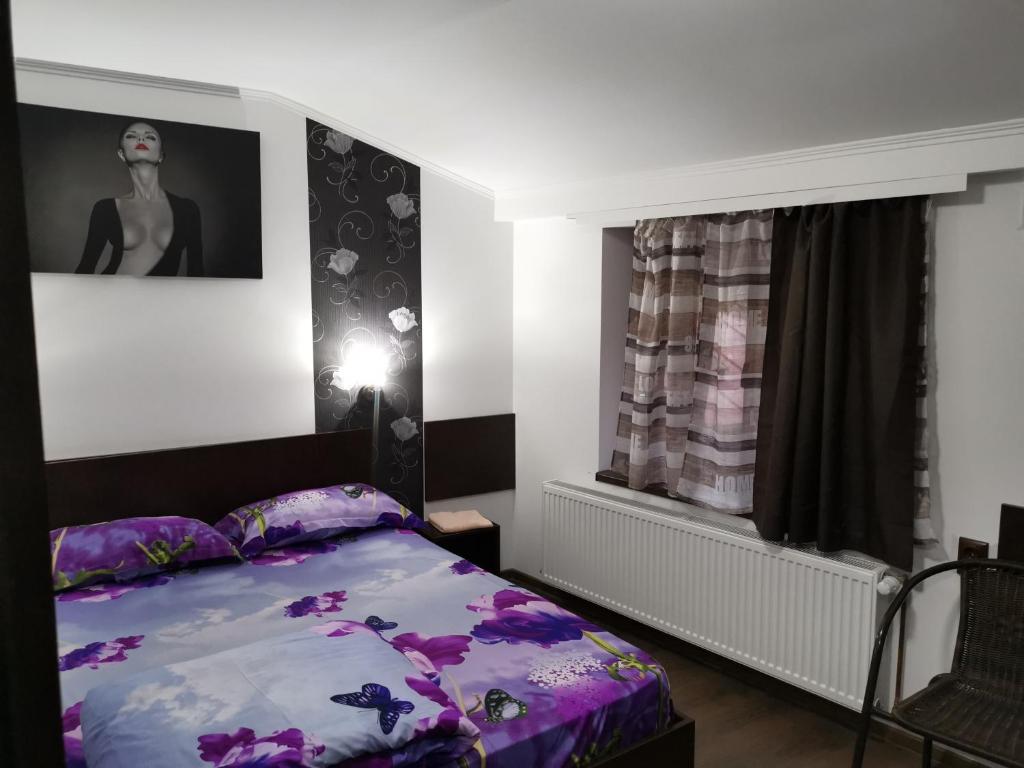 Трехместный (Трехместный номер с собственной ванной комнатой), Joe Hostel