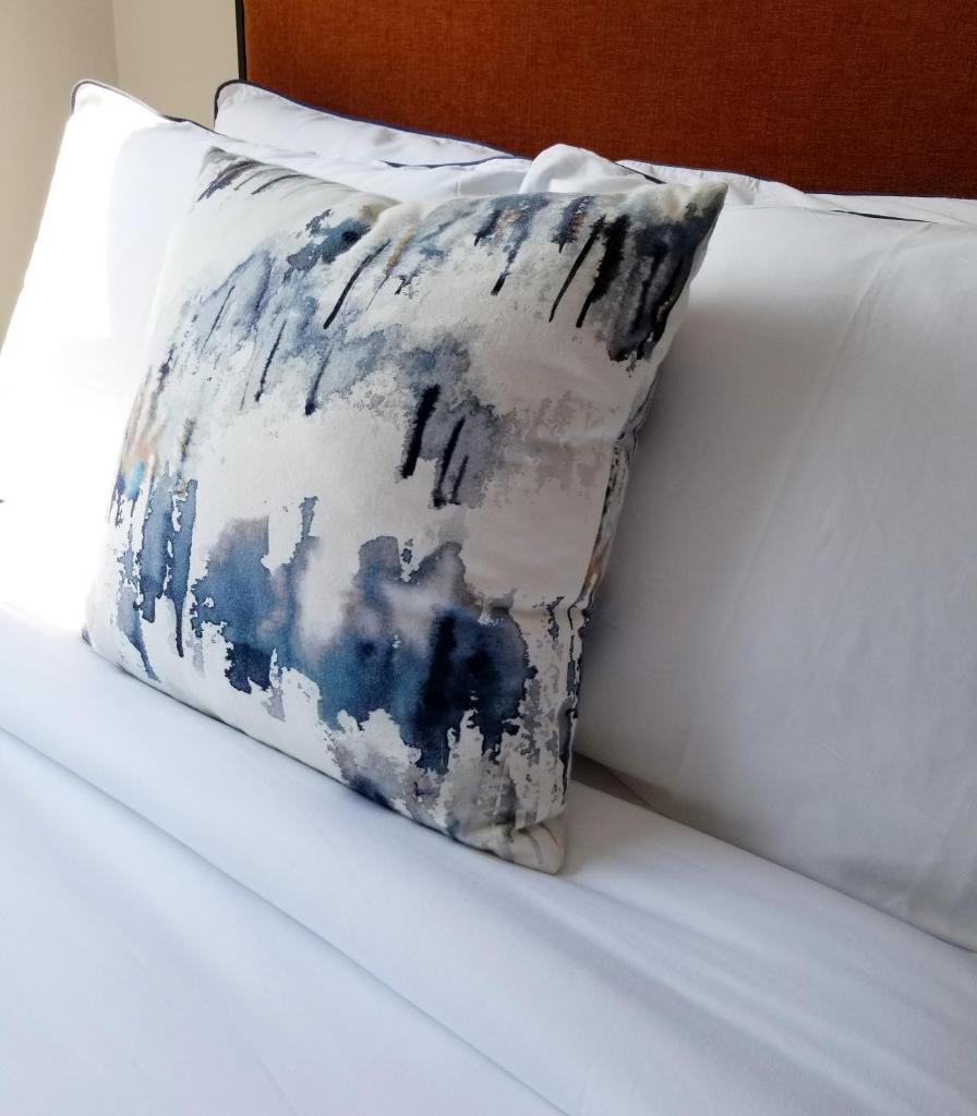 Двухместный (Redford Queen), Redford Hotel